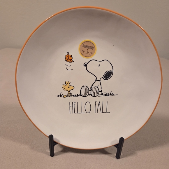 SNOPPY & WOOSYICK HELLO FALL PLATE - Picture 1 of 4